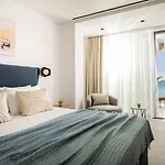 Villa Nerea Deluxe Seafront Villa, Iconic Infinity Pool, By Thinkvilla