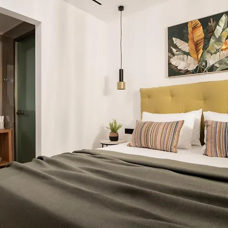 Nerea Deluxe Seafront Villa, Iconic Infinity Pool, By Thinkvilla 别墅 *
