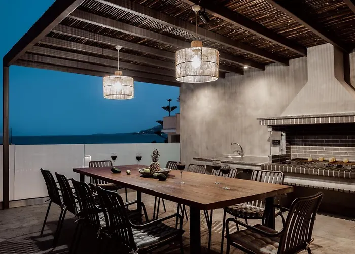 Nerea Deluxe Seafront Villa, Iconic Infinity Pool, By Thinkvilla Akrotiri (Zakynthos)