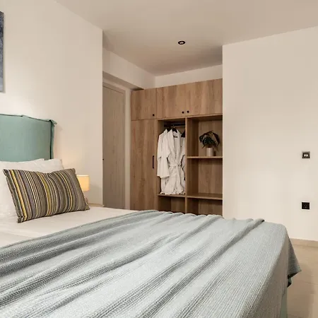 Βίλα Nerea Deluxe Seafront Villa, Iconic Infinity Pool, By Thinkvilla