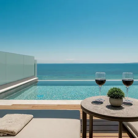 Nerea Deluxe Seafront Villa, Iconic Infinity Pool, By Thinkvilla *